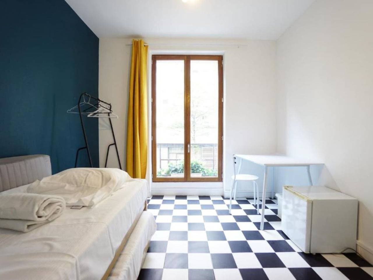 Zimmer mit Badezimmer 1