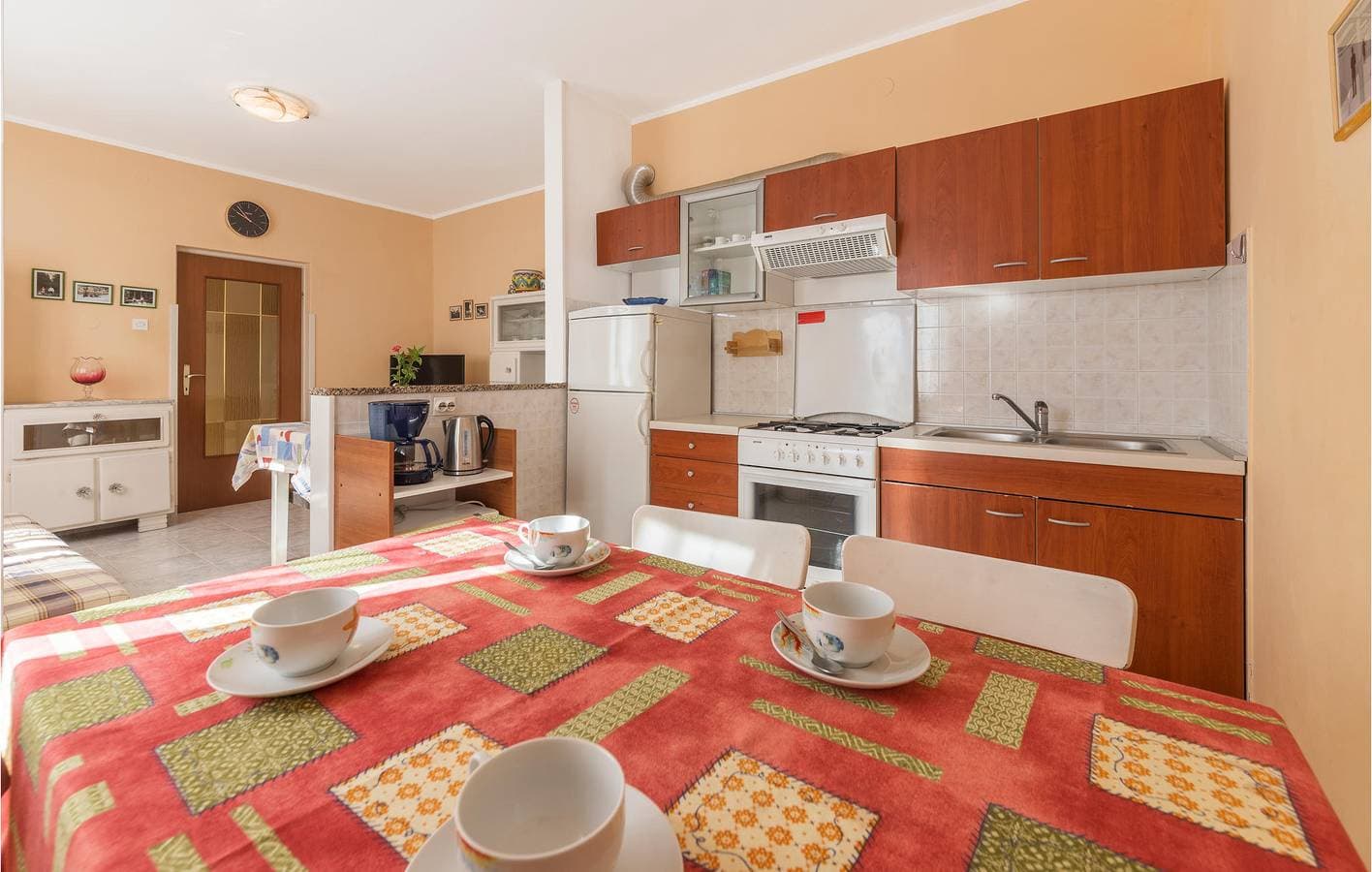 Foto 2 von 28: Gemütliche 2-Zimmer-Wohnung mit Garten, Parkplatz und Sehenswürdigkeiten in der Nähe