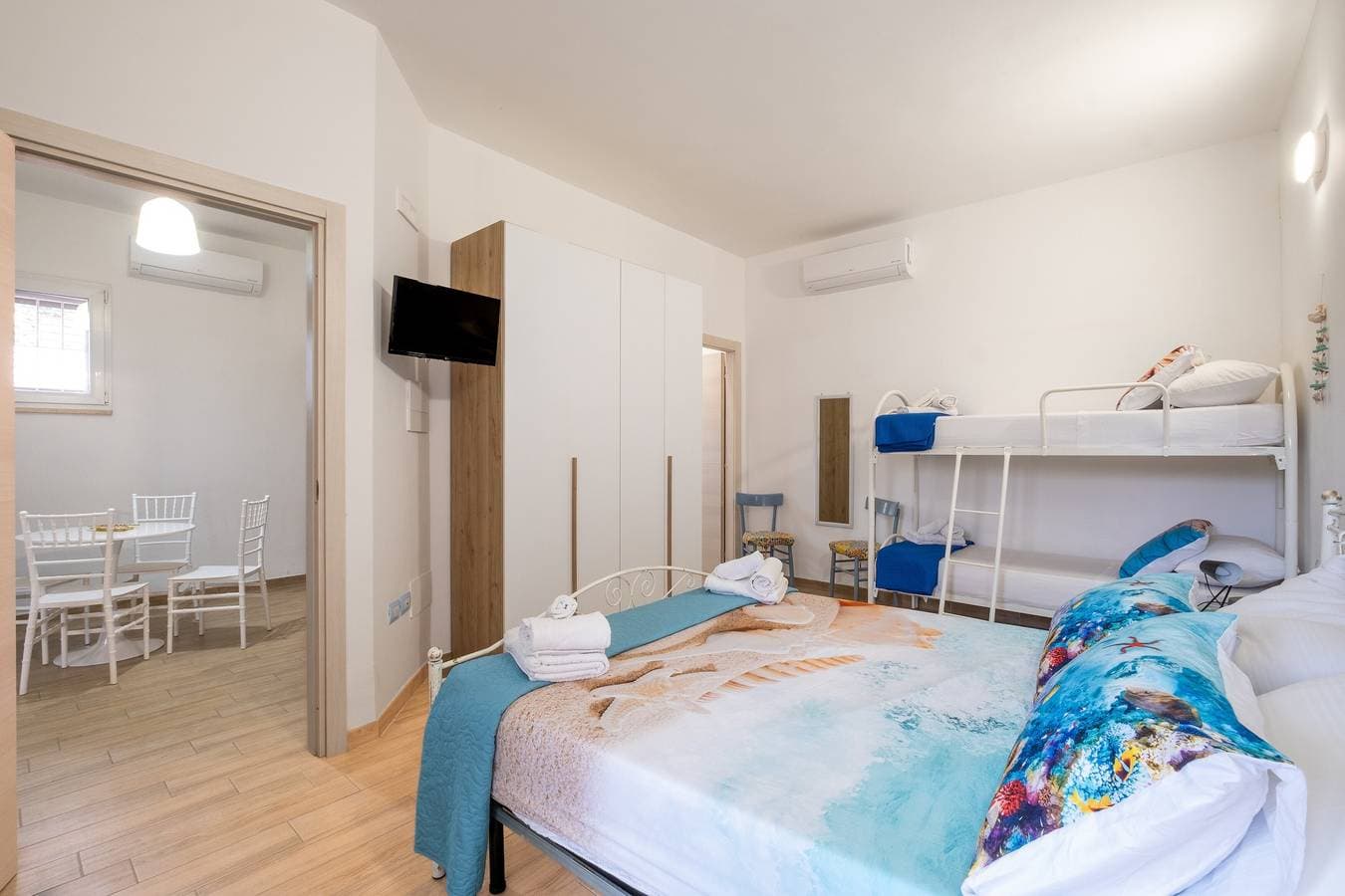 Foto 4 von 27: Azure Bay Luxusvilla
