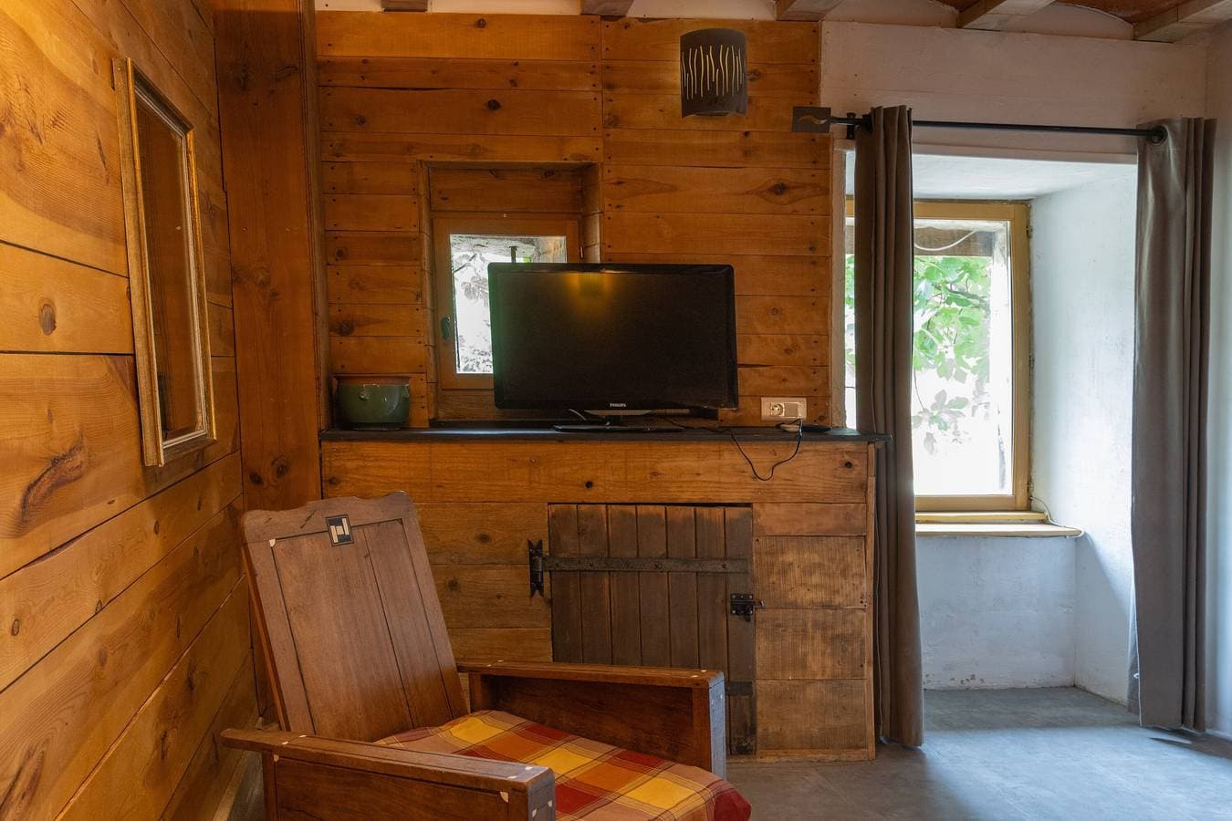 Foto 11 von 18: Gîte 'La Bergerie - Le Mas De Peyraube' mit Gemeinschaftspool, Garten und WLAN