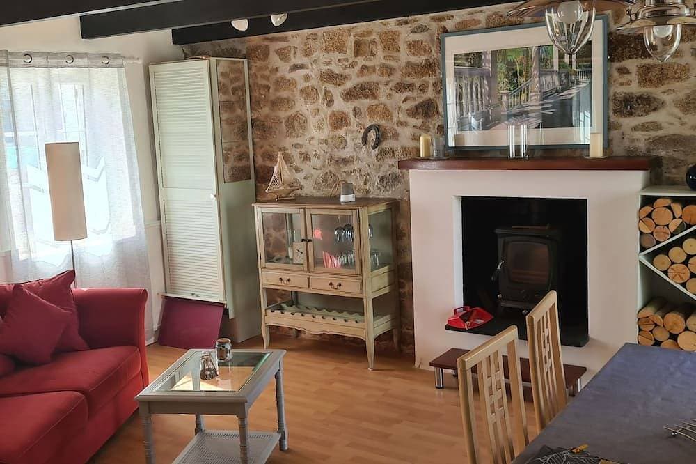 Foto 6 von 15: Petite Maison Proche Bourg et à 4km des Plages de Sable Blanc