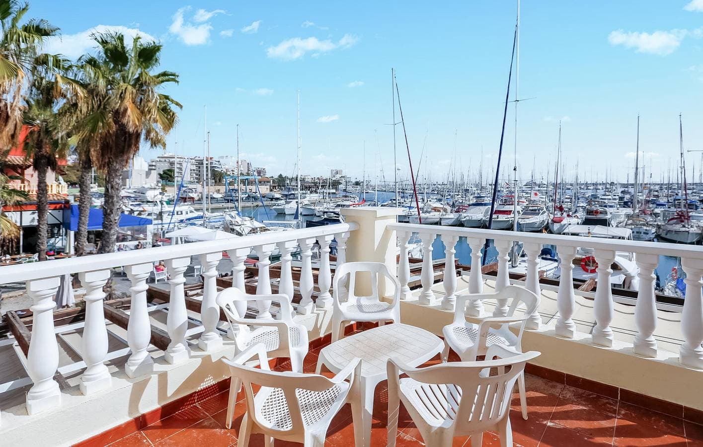 Gemütliches Strandapartment mit Terrasse & AC 1