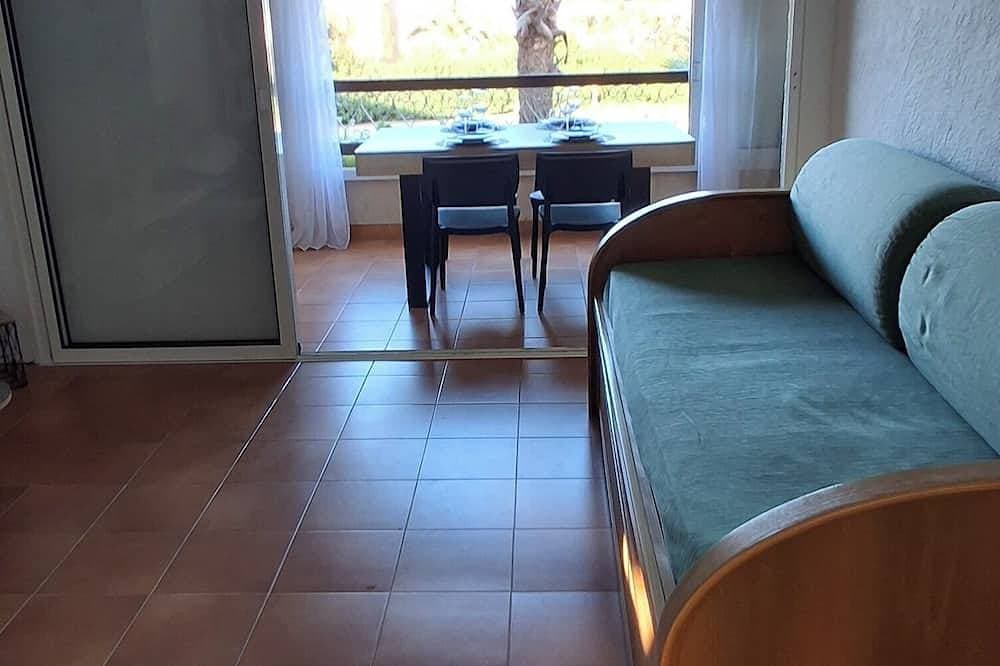 Foto 12 von 28: Apartment in residence with two swimming pools 100m from the beach