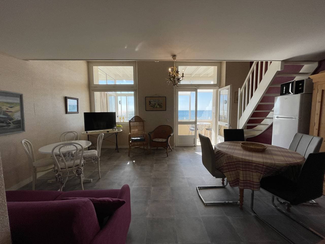 Foto 13 von 22: Charmantes Maisonette am Meer mit Veranda