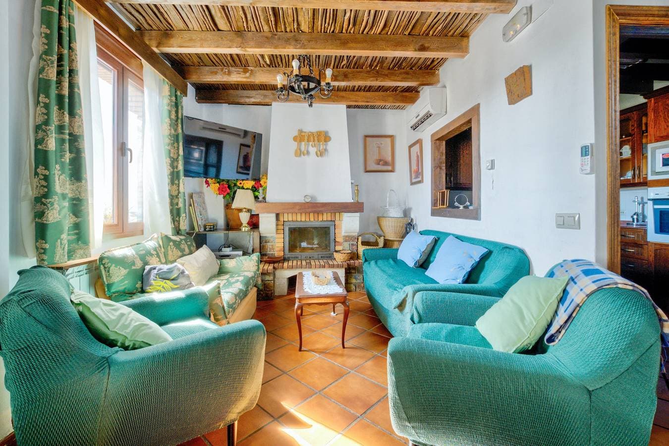 Foto 5 von 32: Komfortable Villa in Puebla de Don Rodrigo mit privatem Pool