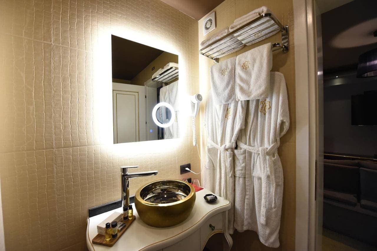 Foto 11 von 11: Superior King Suite