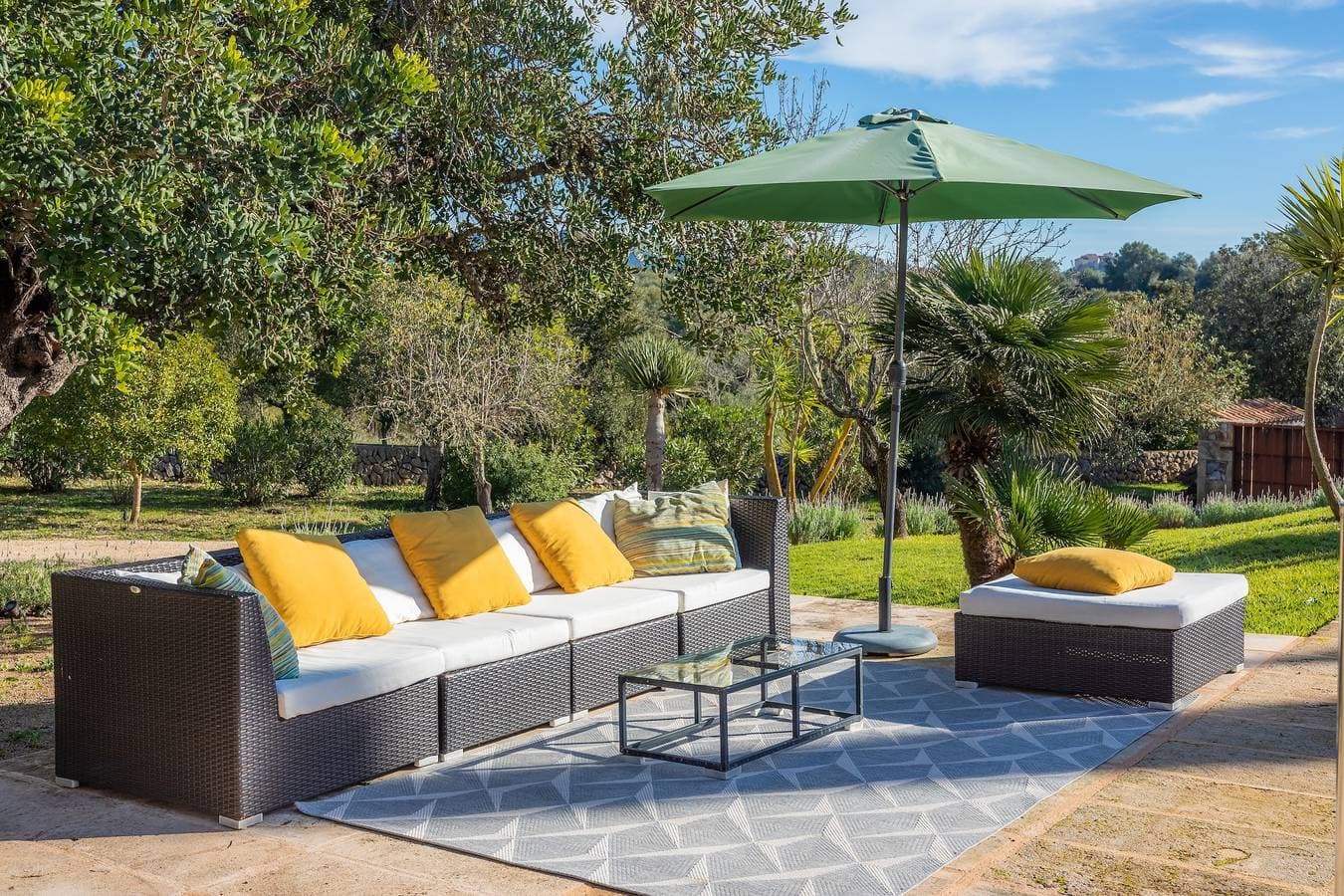 Foto 5 von 33: Romantische Naturstein-Finca mit Pool, Garten, Dachterrasse und WLAN