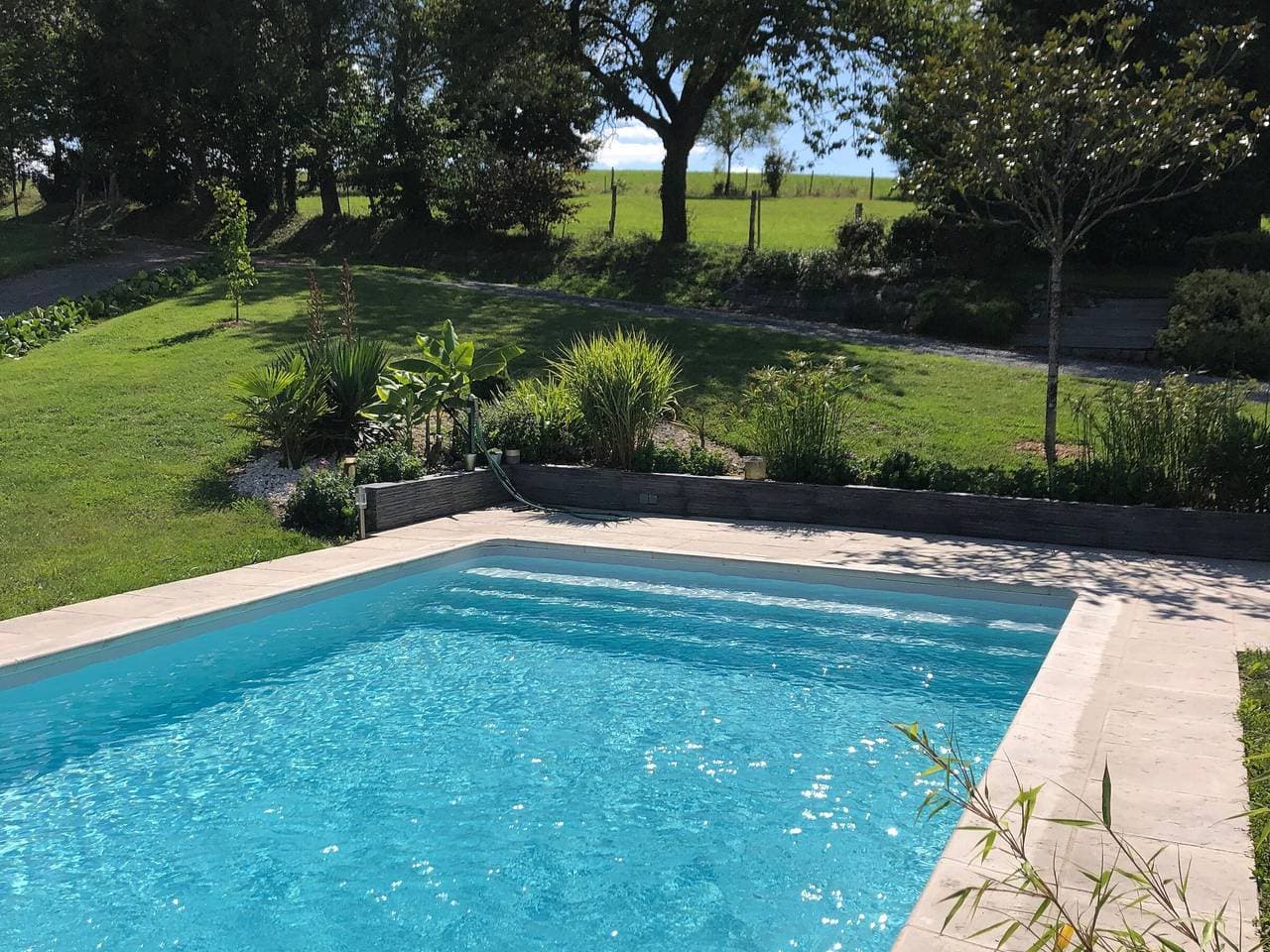 Foto 7 von 32: Gemütliches Refugium mit Beheiztem Pool, Terrasse und Wanderwegen