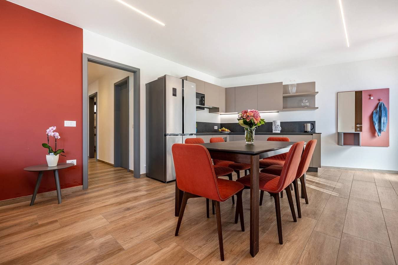 Foto 10 von 31: Ferienwohnung "Il Cinque" mit Seeblick, Gemeinschaftspool und WLAN