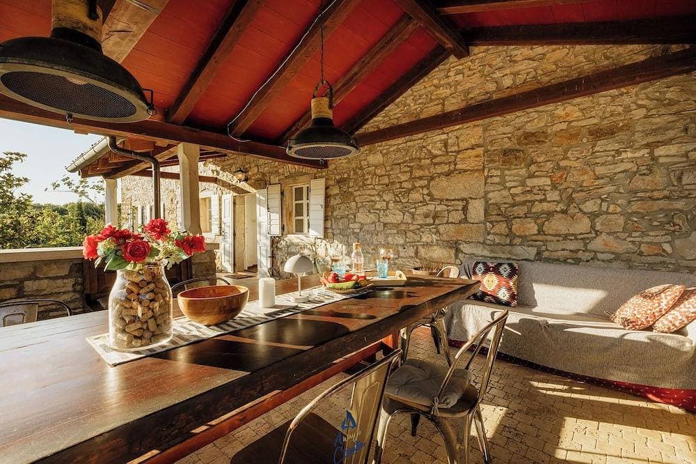 Foto 7 von 30: Rustikale Villa mit Pool für 10 Gäste