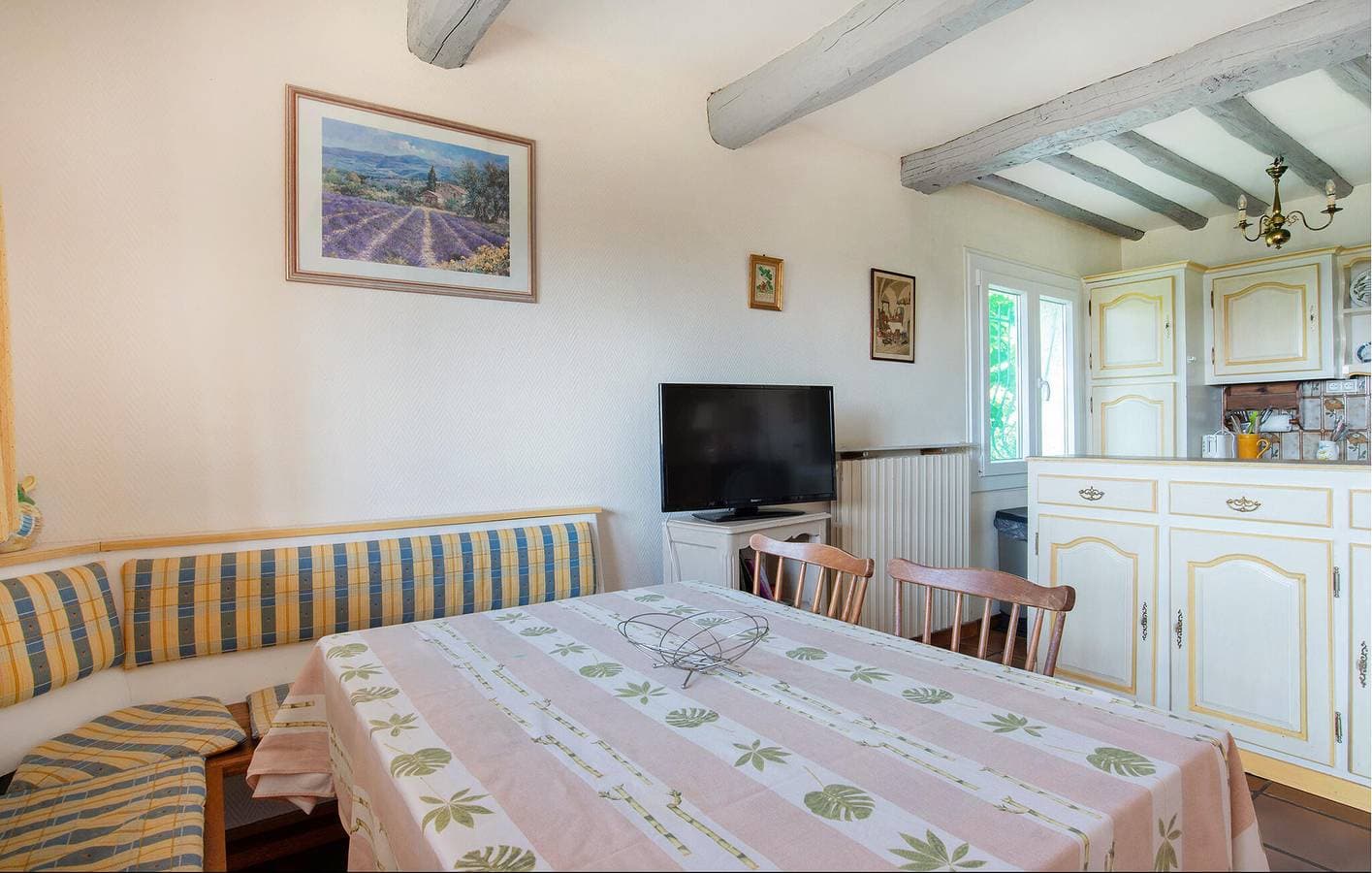 Foto 6 von 24: Wunderschöne Wohnung mit Meerblick, Pool und Parkplatz, 2 km von Grasse und Cabris entfernt