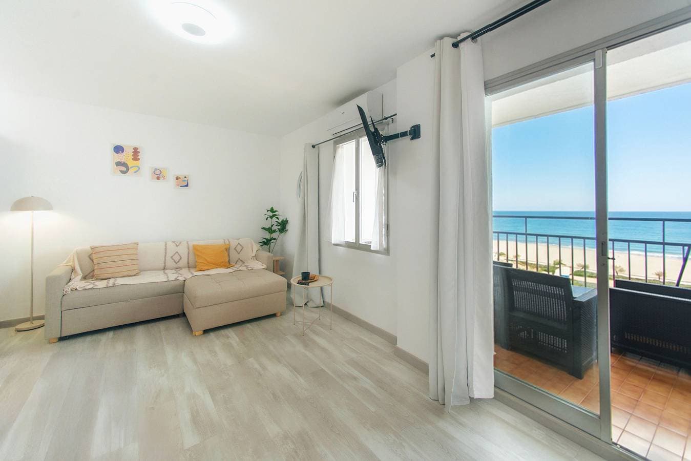 Welcs Estudio 488 Emp con vista al mar 1