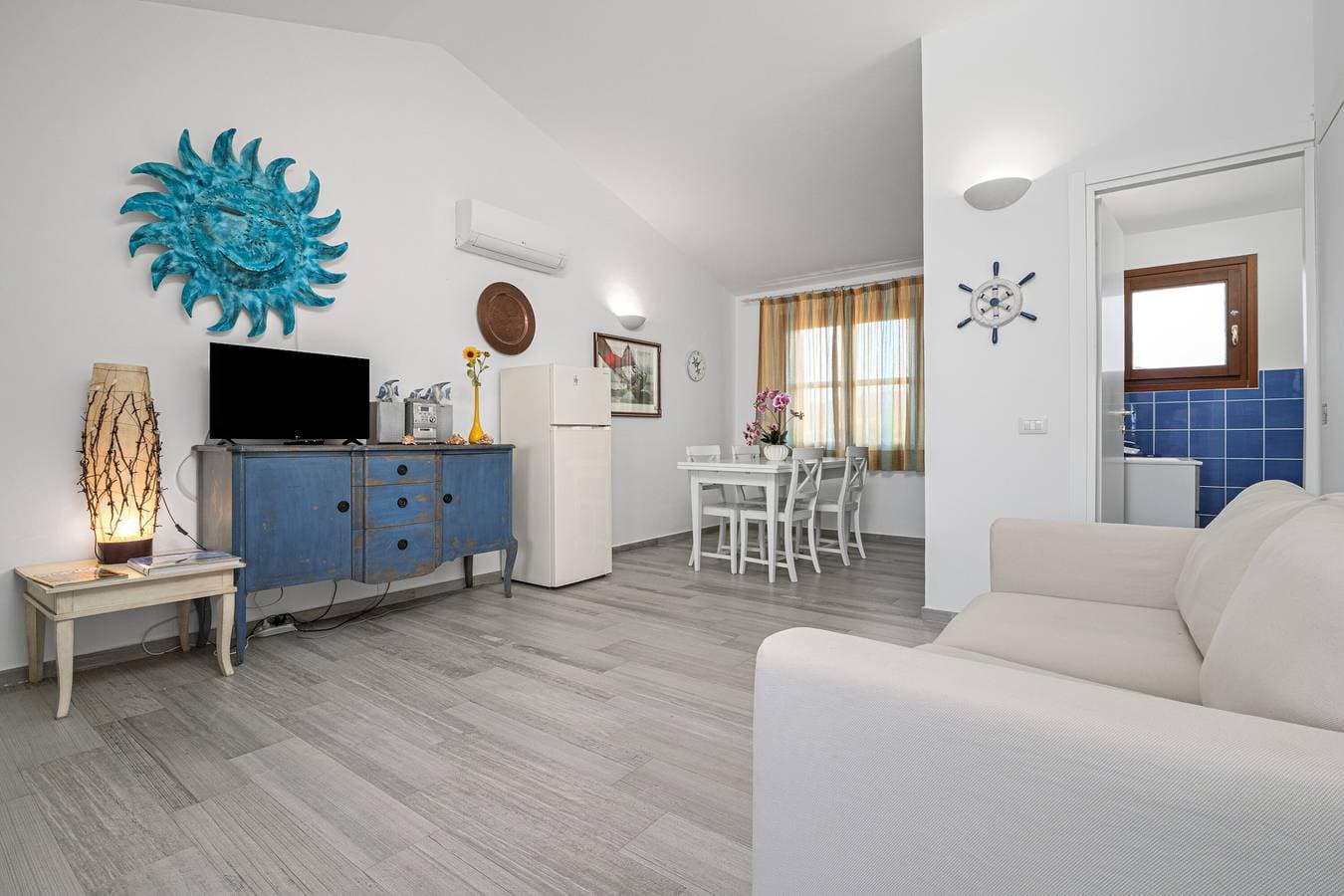 Foto 9 von 22: Ferienhaus 'Il Balcone Su Tavolara' mit Meerblick, Gemeinschaftspool und Klimaanlage