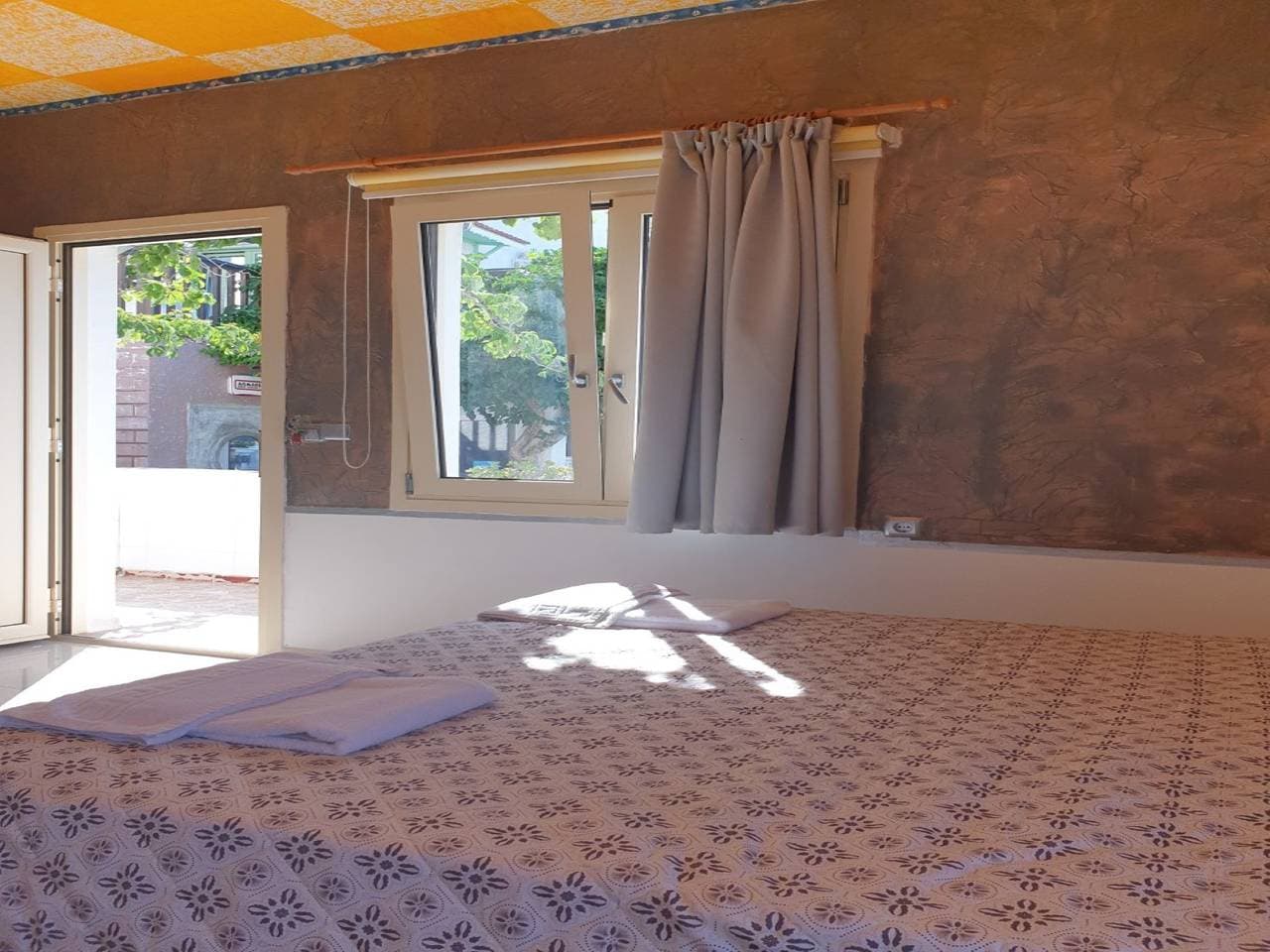Studio ruhig und friedlich und sehr entspannend mit Küche, Gemeinschaftspool und Ac 1