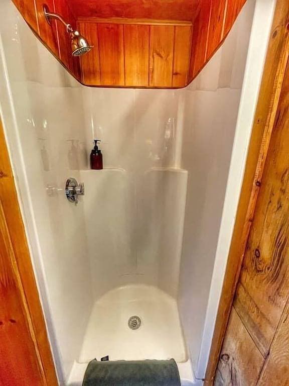 Foto 4 von 25: 10 1Br Acadia Cottage w/AC Open Hearth Inn