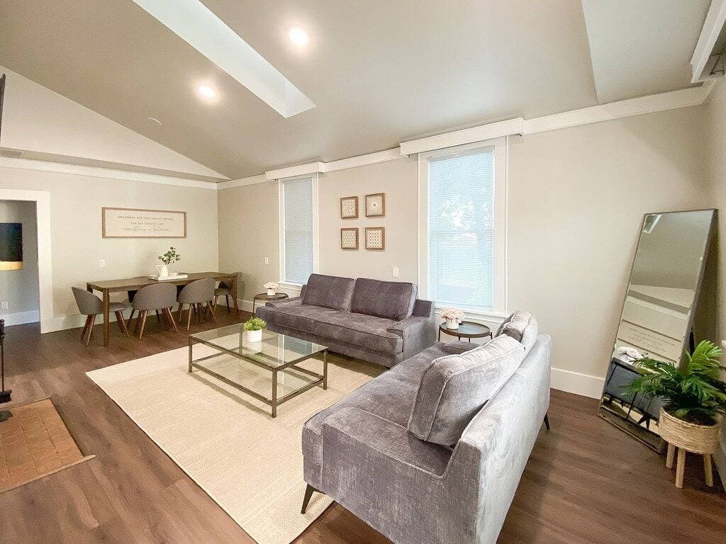 Foto 8 von 22: Stylish 2-bedroom Home in Downtown Vancouver