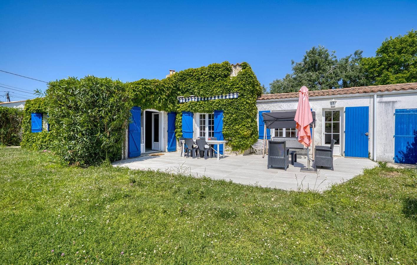 Gemütliche Wohnung mit Parkplatz und Garten 2,5 km von Plage de la Brée 1