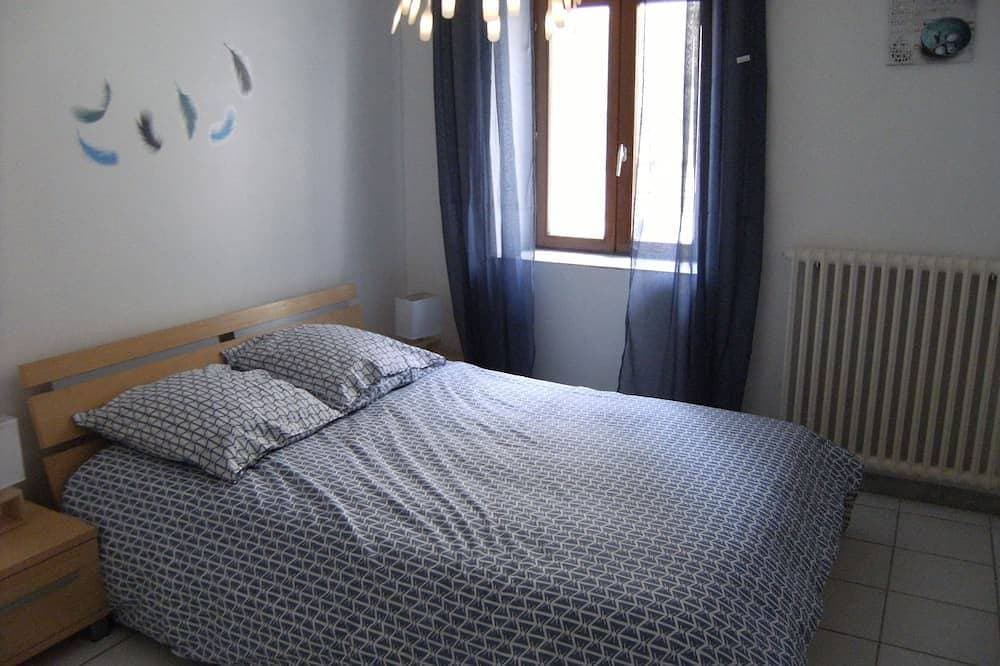 Foto 4 von 17: Haus in einem Dorf der Enklave der Päpste