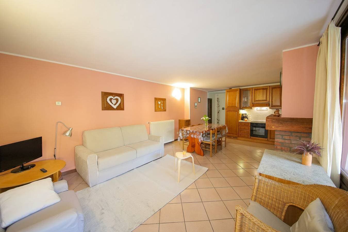 Foto 7 von 36: Quattro Stagioni Winter Garten-Ferienwohnung mit Pool