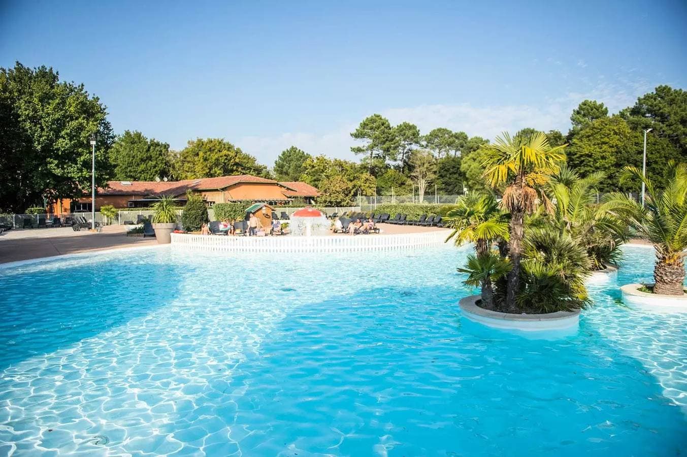 Lodge Havana 2 zimmer(Green Village 800 m Domaine de la Forge) 5 Personen 1