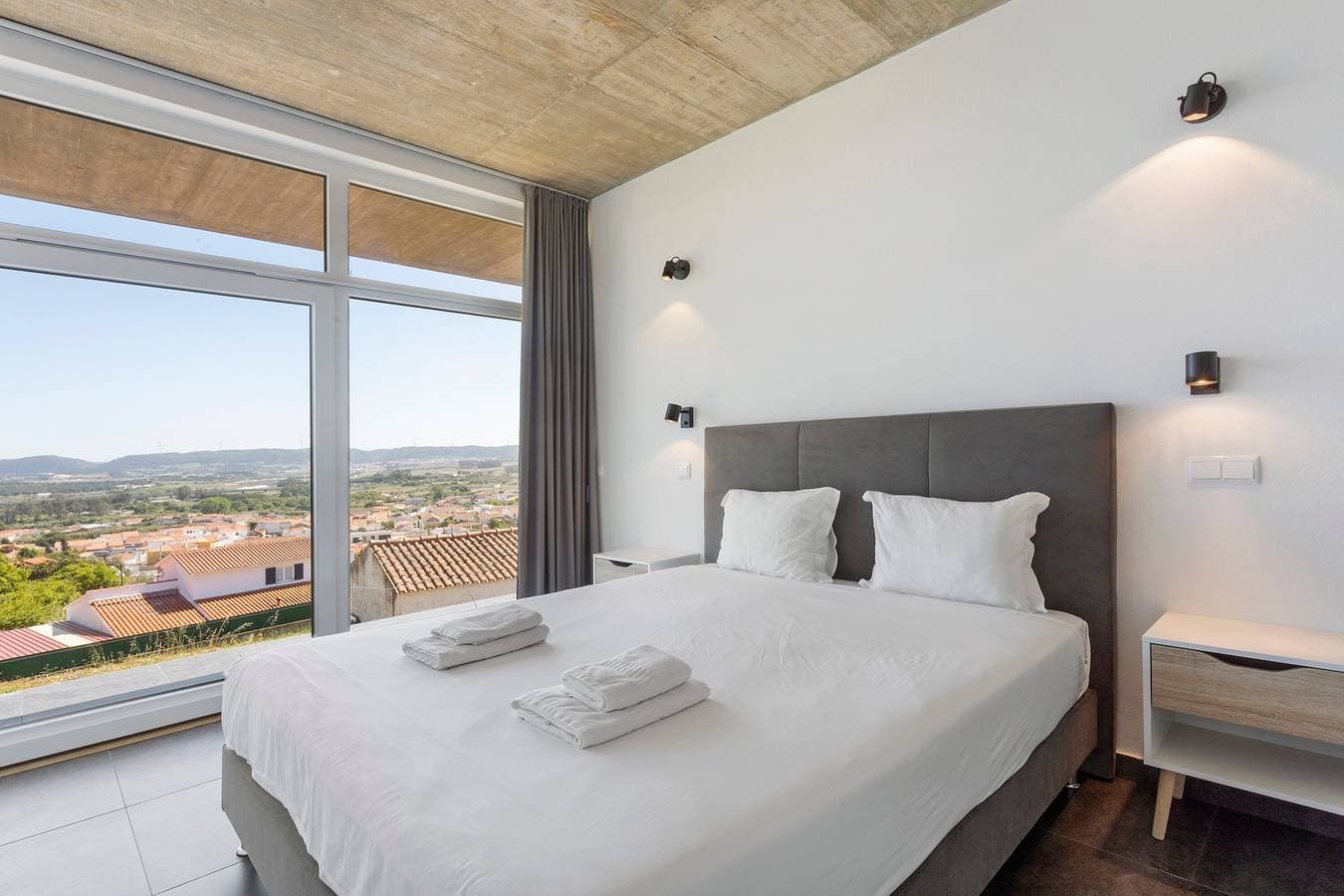 Foto 12 von 31: Apartment „Colina Do Sol 1“ mit Bergblick, WLAN und Klimaanlage