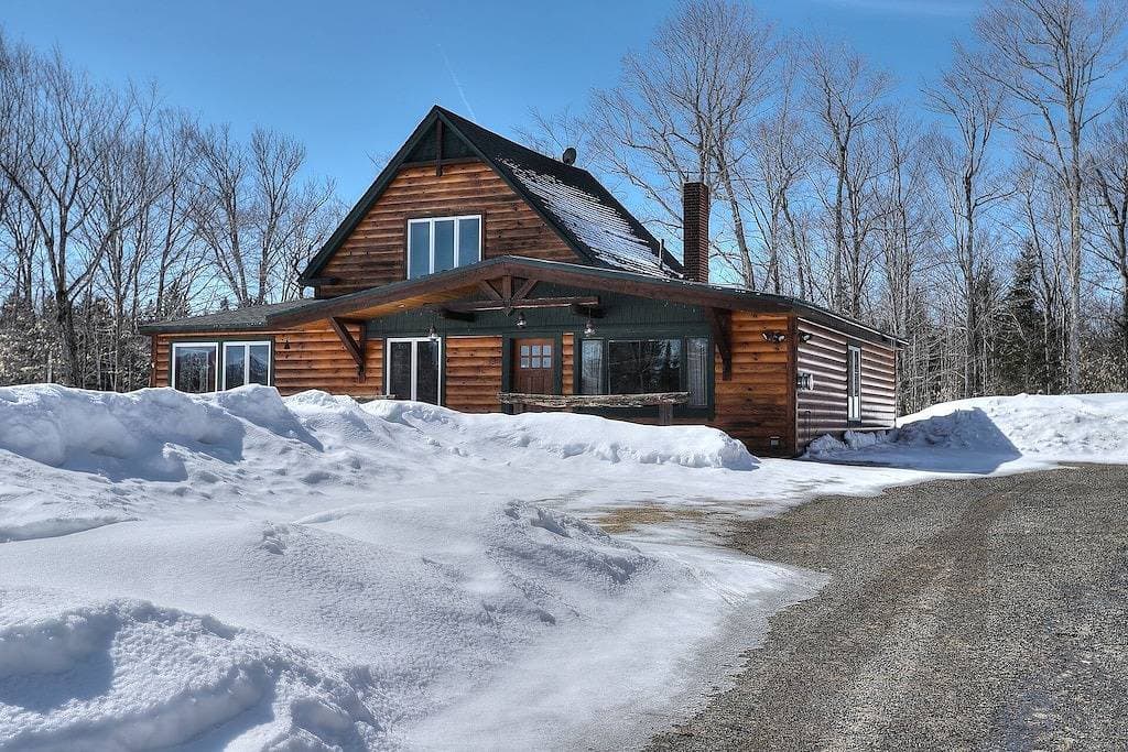 Private und bezaubernde neue Hütte in der Nähe der Stadt und tolle Annehmlichkeiten! 1