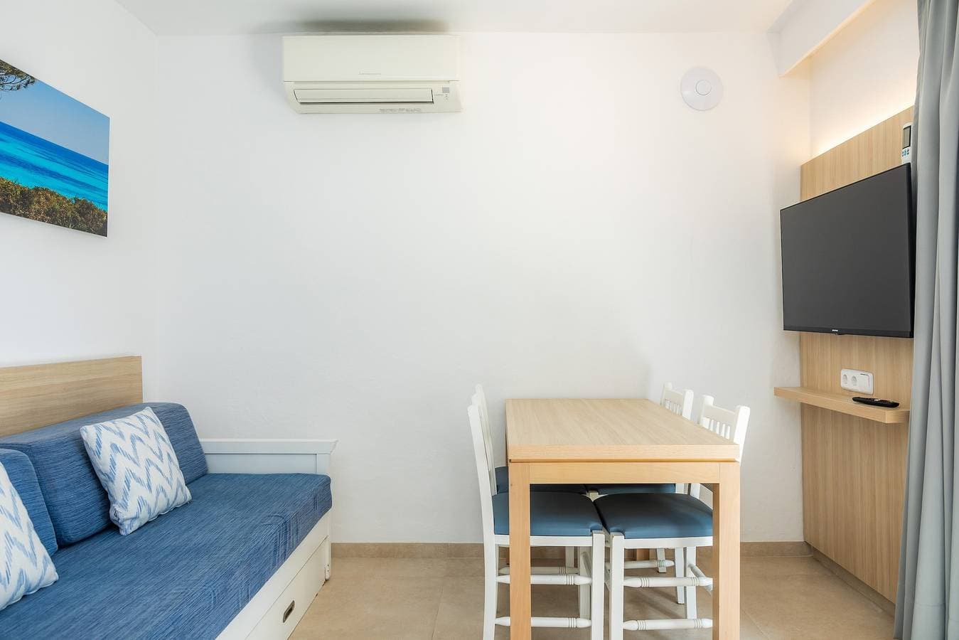 Foto 5 von 23: Ferienwohnung 'Apartamento Bon Aire N4' mit Gemeinschaftspool, WLAN und Klimaanlage