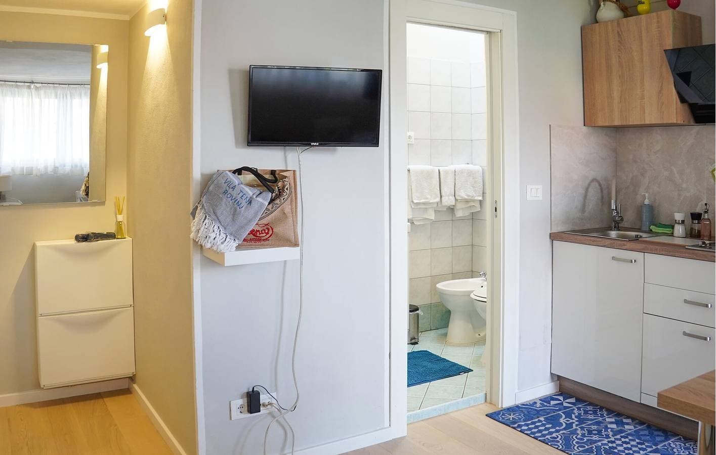 Foto 8 von 18: Gemütliche Ferienwohnung mit Terrasse, WLAN und nur 1,5 km vom Strand entfernt