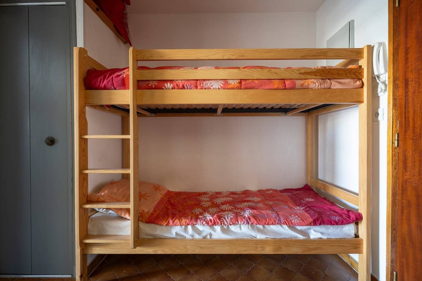 Foto 12 von 21: Studio für 4 Personen mit Balkon, 10 Minuten vom Strand entfernt, im Herzen des Dorfes