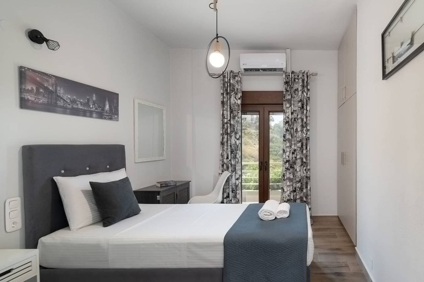 Foto 9 von 70: Villa für 6 Personen mit Balkon