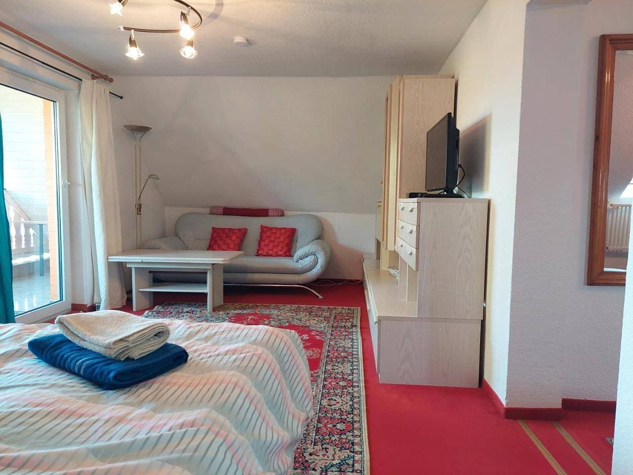 Foto 13 von 15: One-Bedroom Apartment