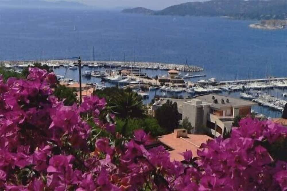 Foto 9 von 27: 2 Stück: außergewöhnlichen Blick aufs Meer und die Inseln von Gold