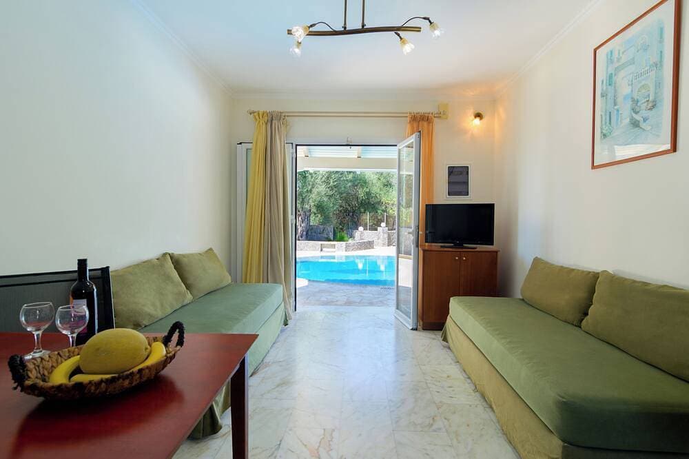Foto 11 von 25: Private Pool Villa Aleca in Dassia Corfu