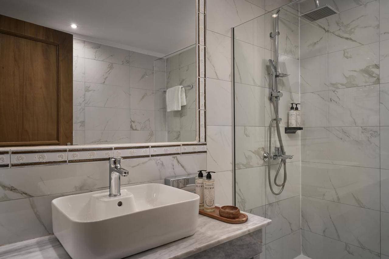 Foto 11 von 16: Deluxe Double Room with Mountain View