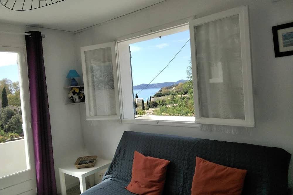 New: Le Lavandou Aiguebelle - Air-conditioned sea view apartment with WIFI 1