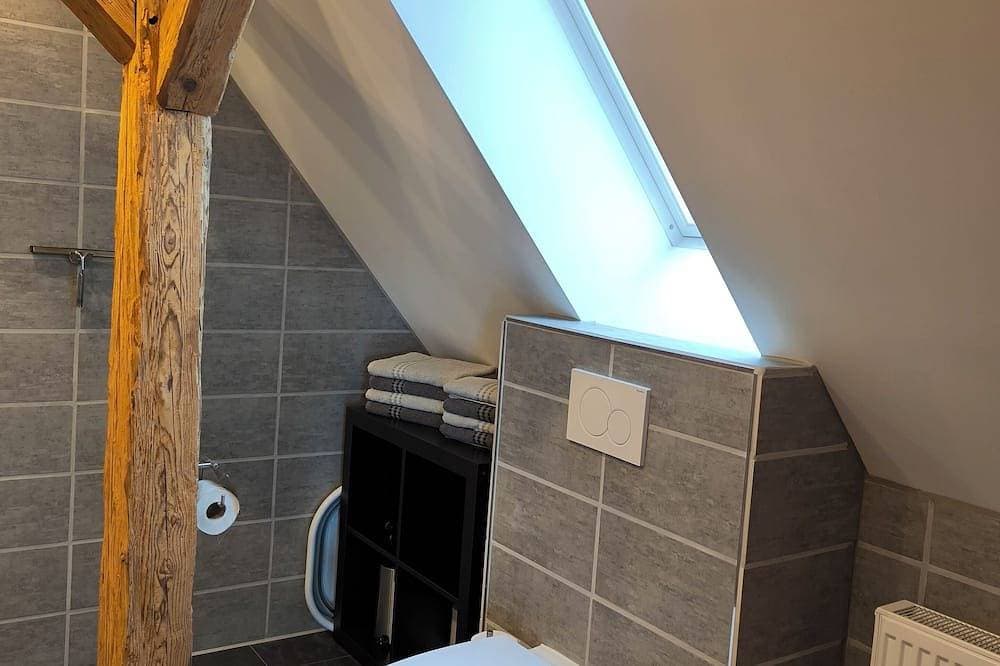 Foto 6 von 16: Bo'SeeAnNa II: Dg-Maisonette-Ferienwohnung: verwinkelt und gemütlich (43qm)