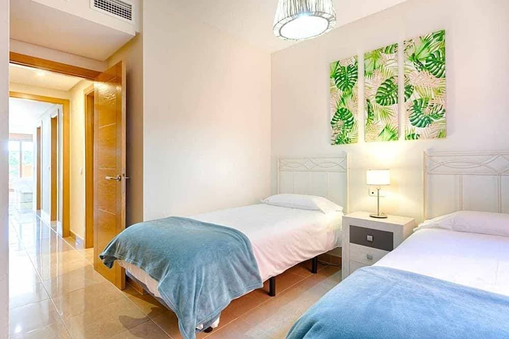 Foto 5 von 25: Fabelhafte 2-Zimmer-Wohnung in Estepona mit Pool und am Strand