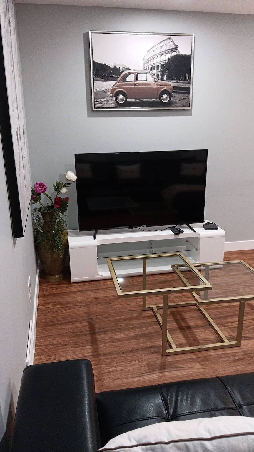 Foto 7 von 10: Elegante Executive Suite, privat und komfortabel