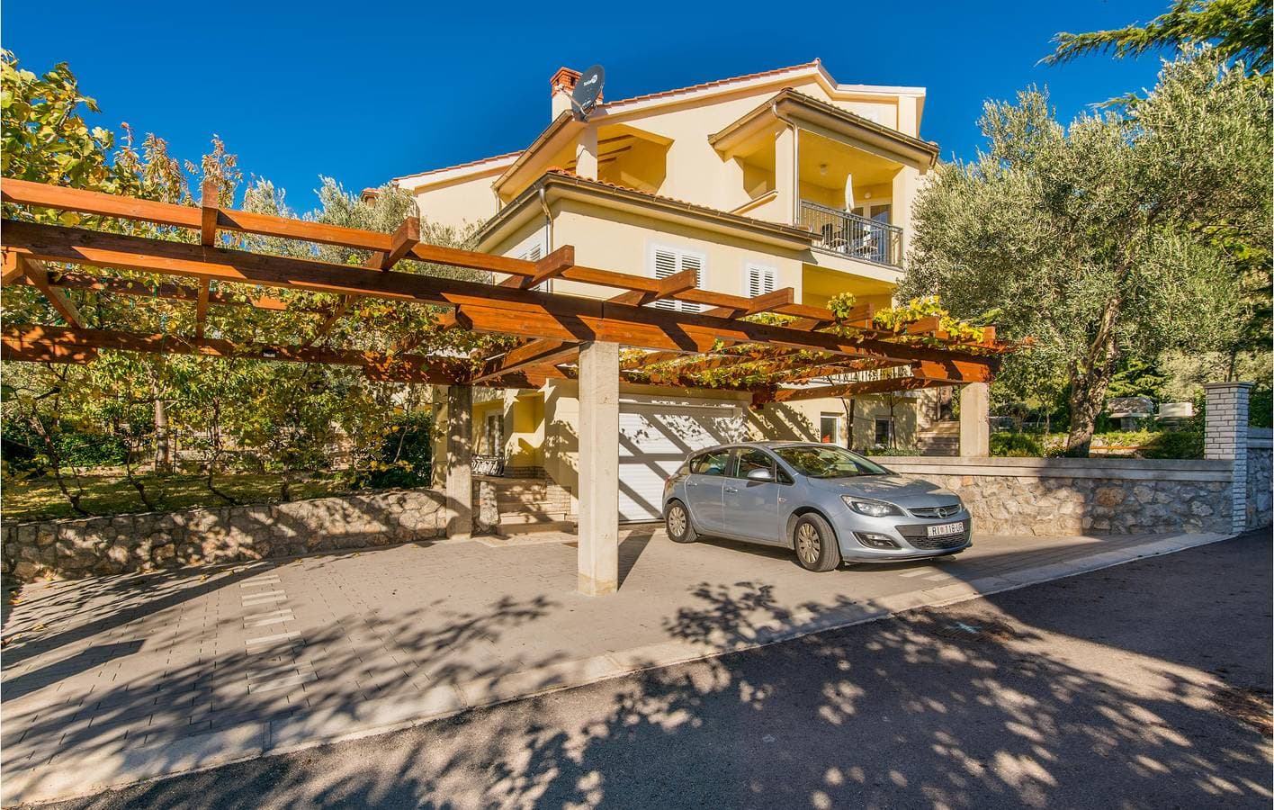 Gemütliches Apartment mit Meerblick, Terrasse, WLAN und Parkplatz – 900 m vom Strand entfernt 1