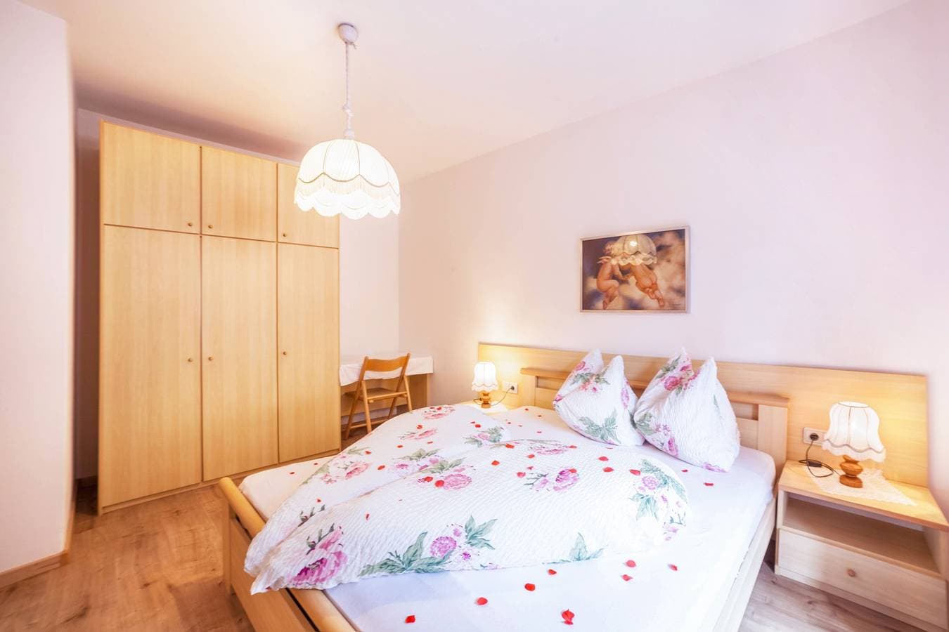 Foto 6 von 21: Ferienwohnung 'Sonnenparadies 2' mit Bergblick, WLAN & Garten