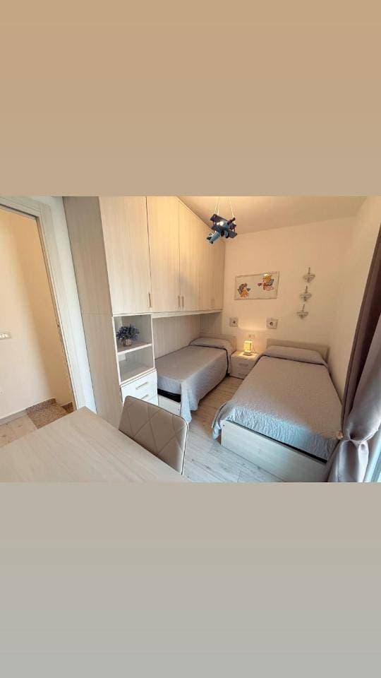 Foto 11 von 24: Two-Bedroom Apartment