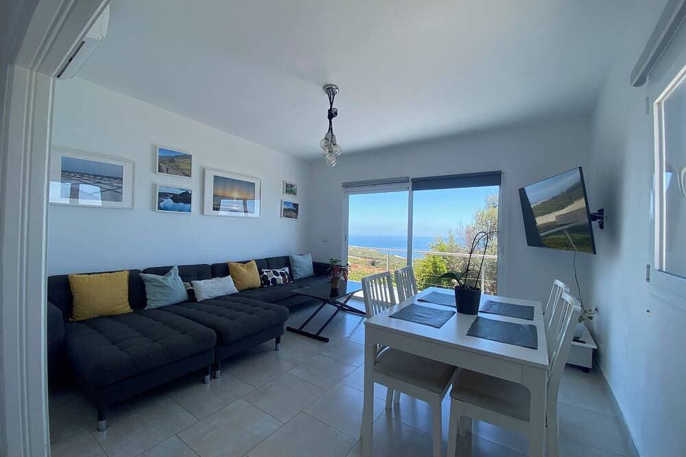 Foto 7 von 25: Abgelegene Villa mit Panoramablick auf das Meer - mit Infinity-Pool - Free Wifi