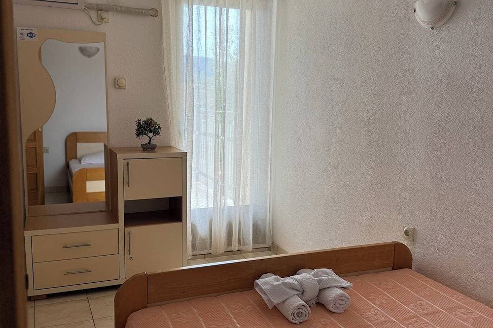 Foto 9 von 22: Cozy 1-bedroom apartment in fantastic Budva with AC