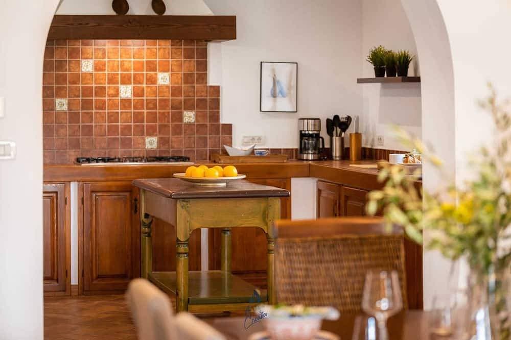 Foto 13 von 30: Charmante Villa mit 4 Schlafzimmern, Pool und Spielplatz