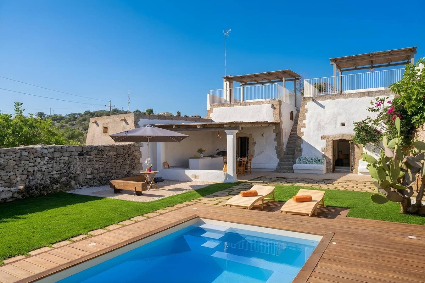 Ein Juwel: Kleines, antikes Landhaus mit Pool 1