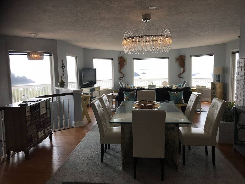 Foto 7 von 18: Oceans Edge-Beach Front Ferienhaus