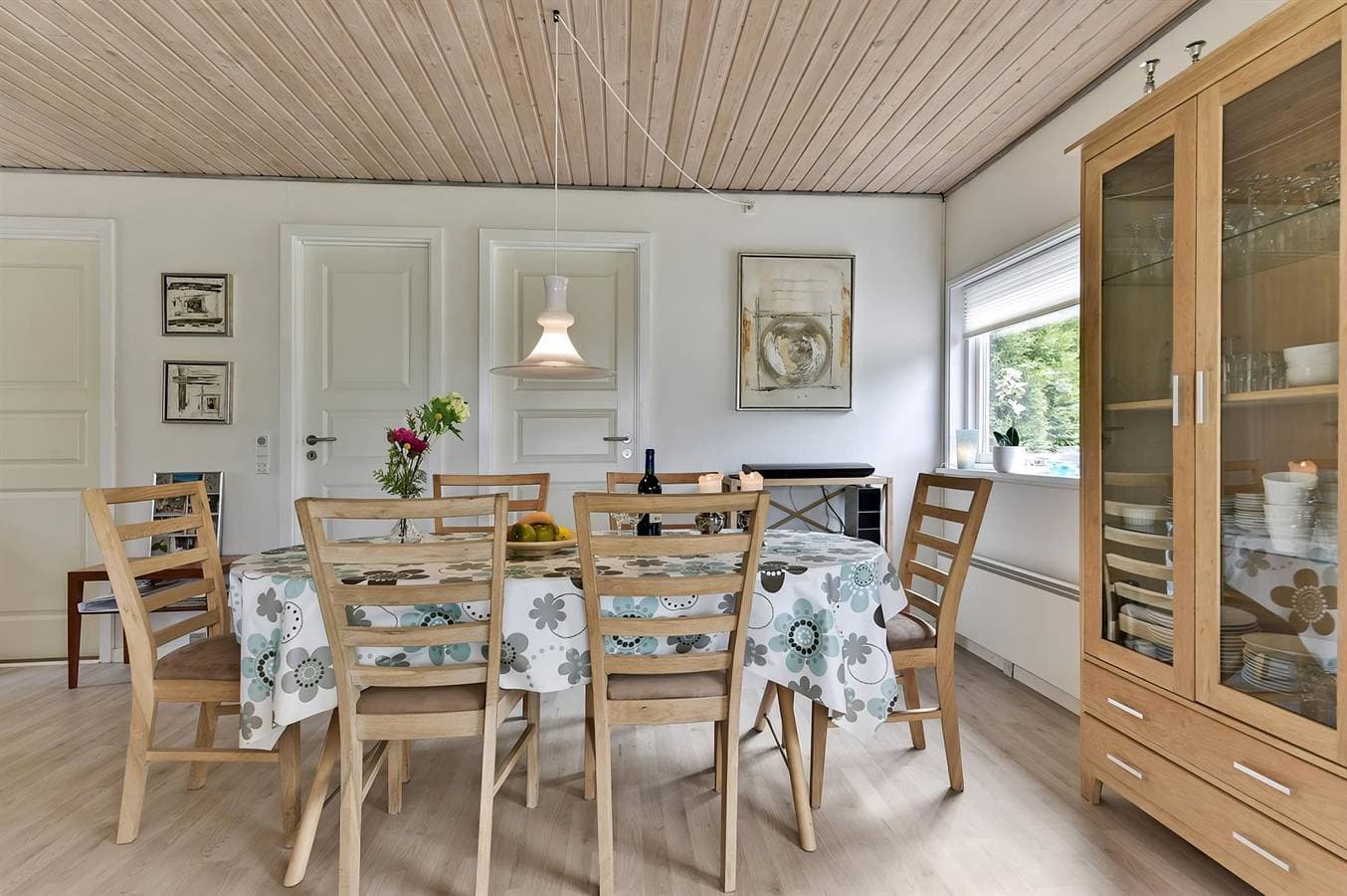 Foto 6 von 32: Stunning home in Humble w/ 3 Bedrooms and WiFi