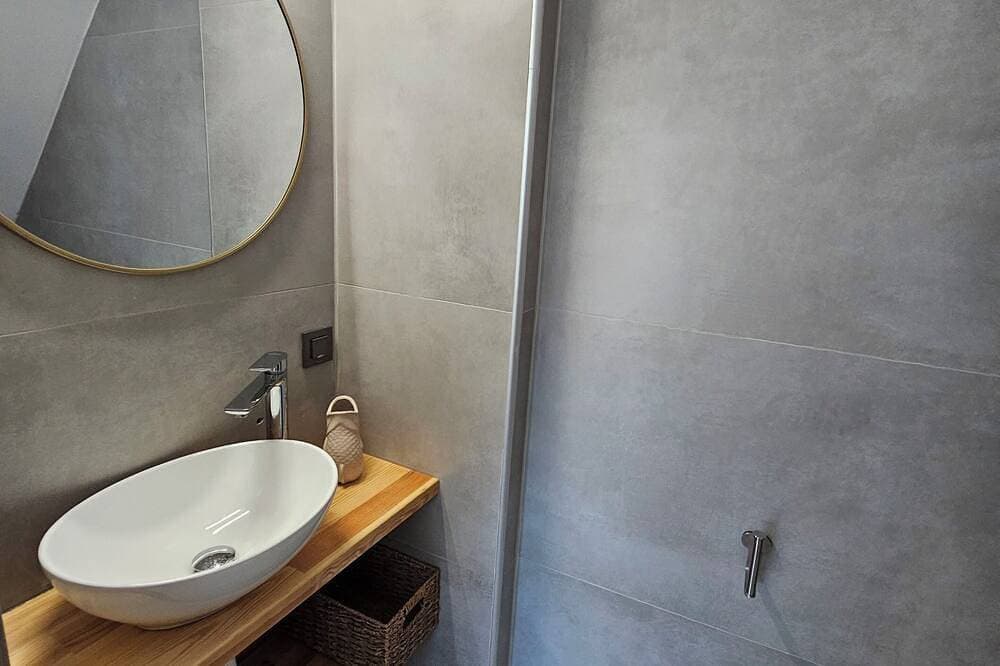 Foto 4 von 15: This new built, beautiful 2-bedroom villa features two en-suite bedrooms