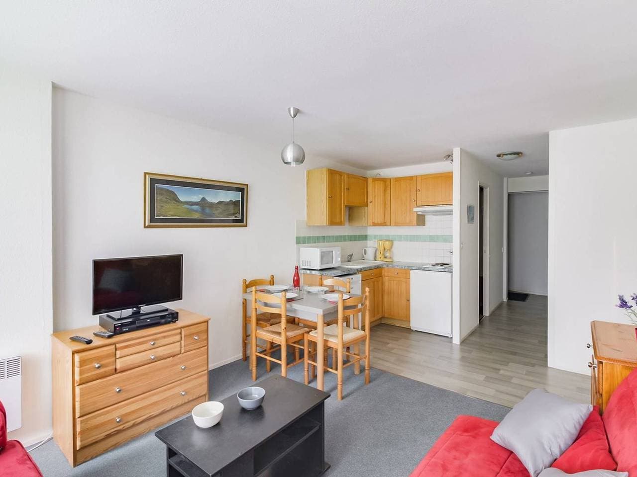 Gemütliche Wohnung 5 Pers - 1 Schlafzimmer - Balkon - Parkplatz - Nähe Pisten 1