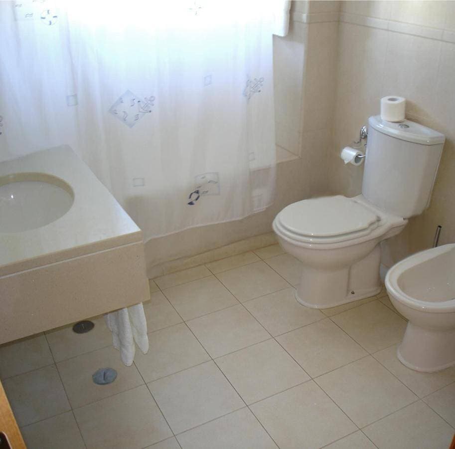 Foto 4 von 19: One-Bedroom Apartment with Balcony and Pool View (4 Adults)